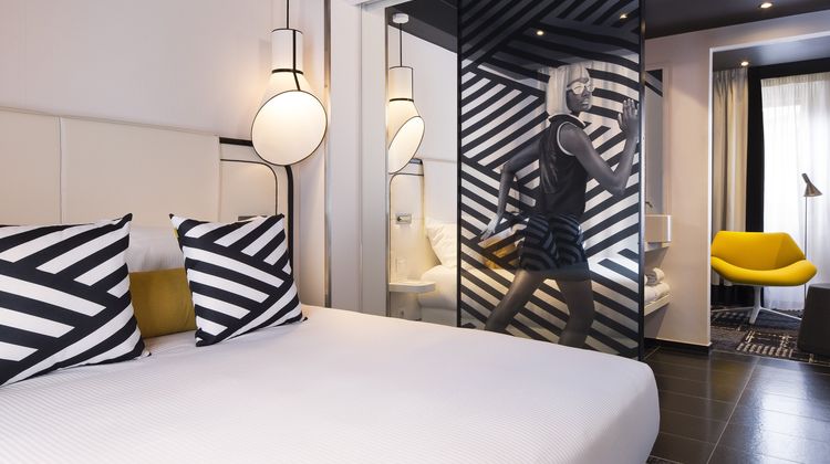 Hotel Ekta Room
