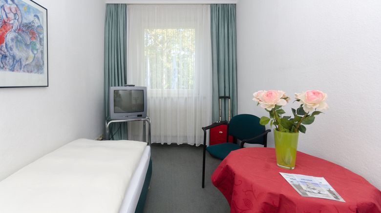 <b>Elbotel Rostock Room</b>. Images powered by <a href=https://www.travelagewest.com/Hotels/Rostock-Germany/