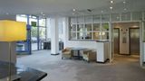 <b>Holiday Inn Brent Cross Lobby</b>. Images powered by <a href="https://www.leonardoworldwide.com/" title="Leonardo Worldwide" target="_blank">Leonardo</a>.