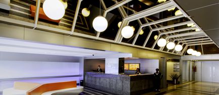 Hotel Boulevard Plaza Lobby