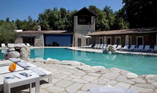 Aquapetra Resort & Spa Exterior