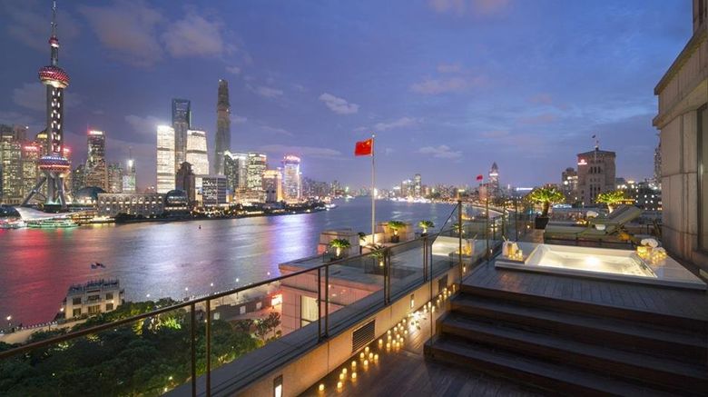 <b>The Peninsula Shanghai Suite</b>. Images powered by <a href=https://www.travelagewest.com/Hotels/Shanghai/