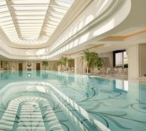 The Peninsula Shanghai Pool