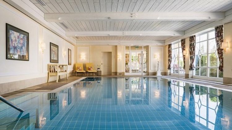 Hotel Schwarzmatt Pool