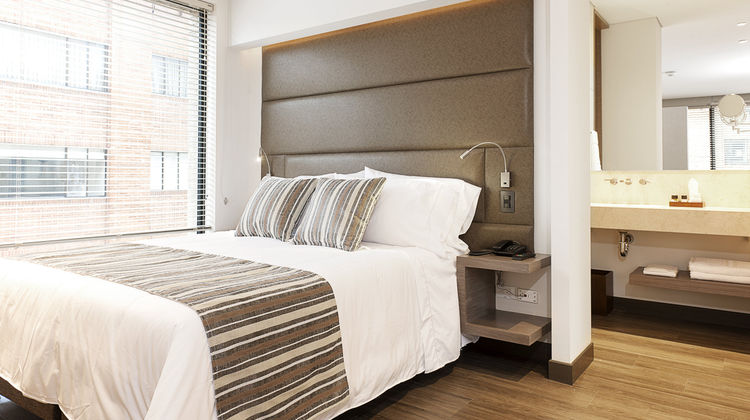 bs Rosales Hotel & Suites Room