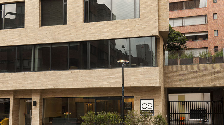 bs Rosales Hotel & Suites Exterior