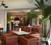 Earl of Doncaster Hotel Lobby