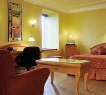 Auberge Le Pomerol Room