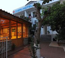 Unsal Hotel Exterior