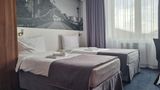Terminal Hotel Wrocklaw Airport Room