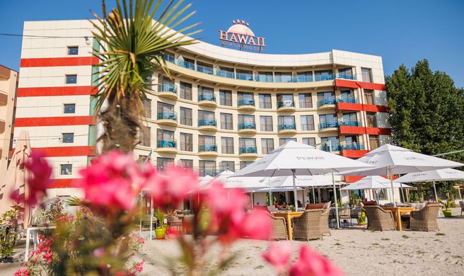 Hawaii Beach Hotel Mamaia Exterior