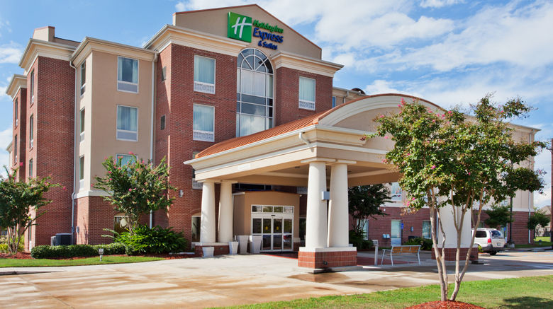 <b>Holiday Inn Express & Suites Baton Rouge Exterior</b>. Images powered by <a href="https://www.leonardoworldwide.com/" title="Leonardo Worldwide" target="_blank">Leonardo</a>.