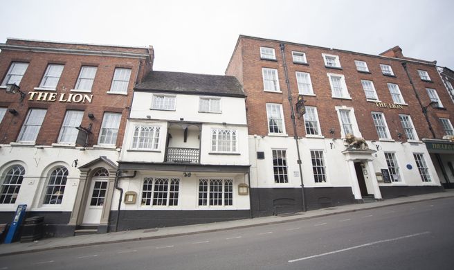 The Lion Hotel Exterior