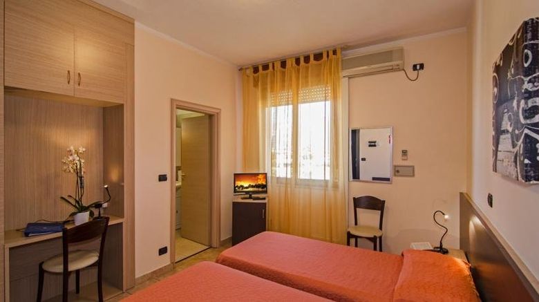 <b>Hotel Gabrini Room</b>. Images powered by <a href="https://www.leonardoworldwide.com/" title="Leonardo Worldwide" target="_blank">Leonardo</a>.