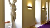 <b>Pousada de Lisboa Lobby</b>. Images powered by <a href="https://www.leonardoworldwide.com/" title="Leonardo Worldwide" target="_blank">Leonardo</a>.