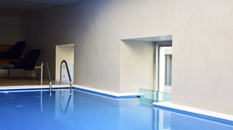 <b>Pousada de Lisboa Pool</b>. Images powered by <a href="https://www.leonardoworldwide.com/" title="Leonardo Worldwide" target="_blank">Leonardo</a>.