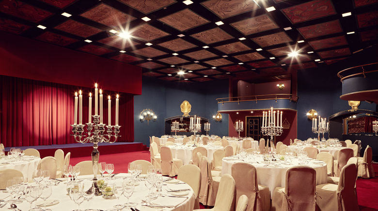 <b>Badrutt's Palace Hotel Ballroom</b>. Images powered by <a href="https://www.leonardoworldwide.com/" title="Leonardo Worldwide" target="_blank">Leonardo</a>.