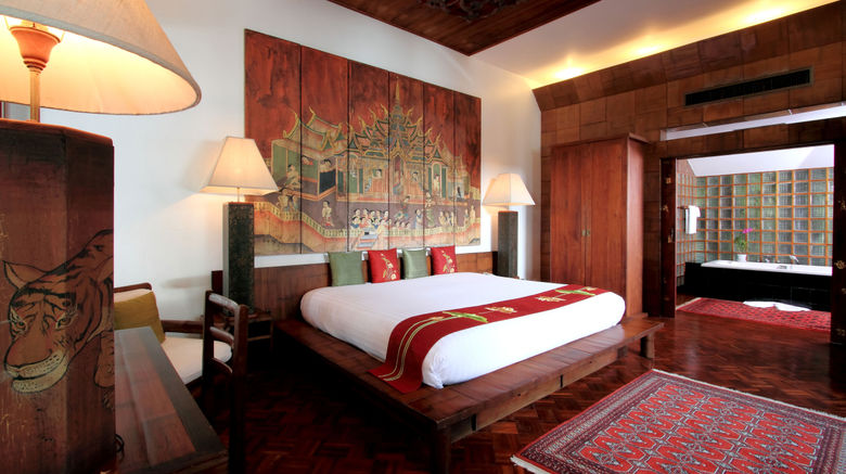 <b>Mom Tri's Villa Royale Suite</b>. Images powered by <a href="https://www.leonardoworldwide.com/" title="Leonardo Worldwide" target="_blank">Leonardo</a>.