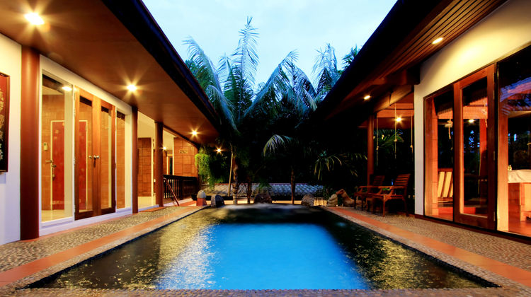 Mom Tri's Villa Royale Spa