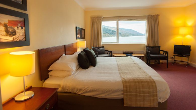 <b>Four Seasons Hotel Room</b>. Images powered by <a href="https://www.leonardoworldwide.com/" title="Leonardo Worldwide" target="_blank">Leonardo</a>.
