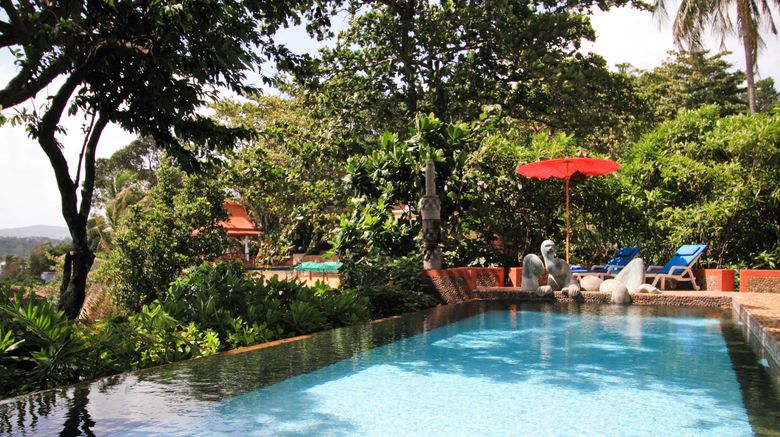 <b>Mom Tri's Villa Royale Pool</b>. Images powered by <a href="https://www.leonardoworldwide.com/" title="Leonardo Worldwide" target="_blank">Leonardo</a>.