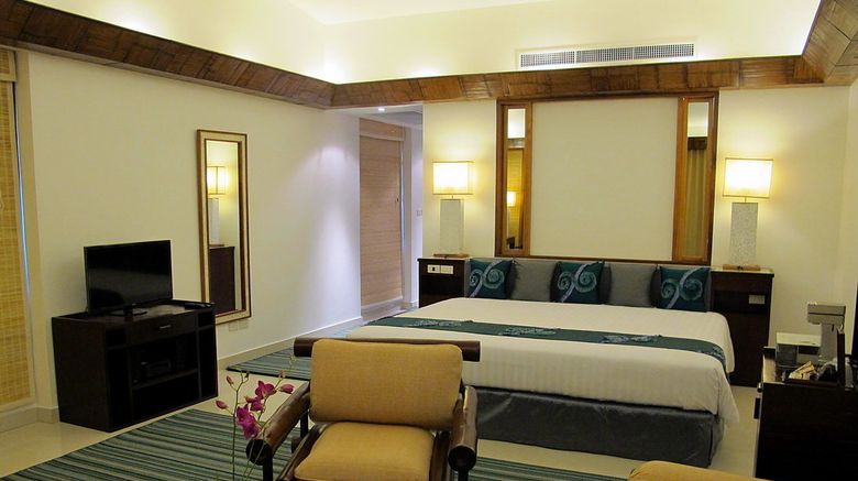<b>Mom Tri's Villa Royale Suite</b>. Images powered by <a href="https://www.leonardoworldwide.com/" title="Leonardo Worldwide" target="_blank">Leonardo</a>.