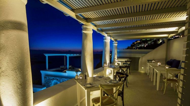 Iconic Santorini, a boutique cave hotel Restaurant