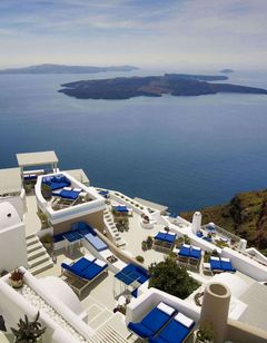 Iconic Santorini, a boutique cave hotel