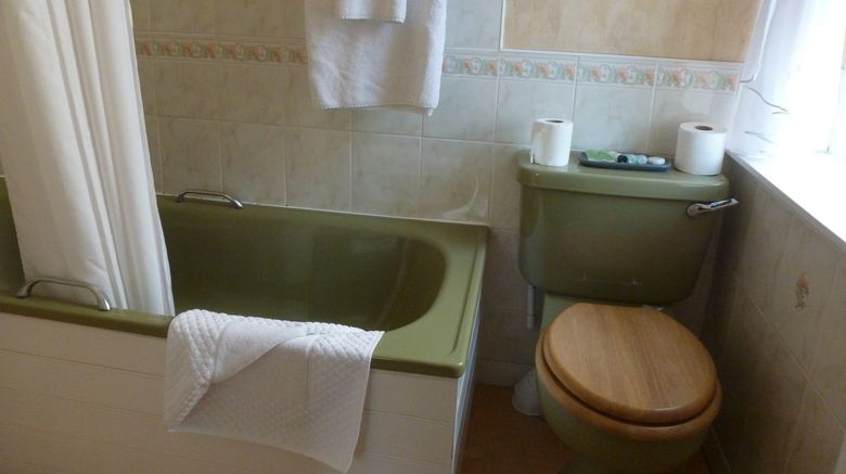 <b>Inn at the Park Room</b>. Images powered by <a href="https://www.leonardoworldwide.com/" title="Leonardo Worldwide" target="_blank">Leonardo</a>.