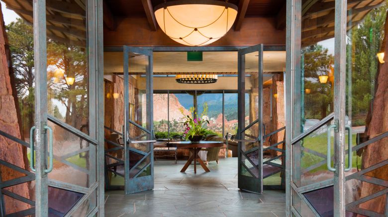 <b>Garden of the Gods Resort and Club Lobby</b>. Images powered by <a href="https://www.leonardoworldwide.com/" title="Leonardo Worldwide" target="_blank">Leonardo</a>.