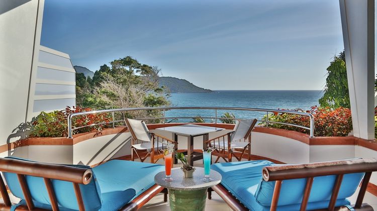 Mom Tri's Villa Royale Suite