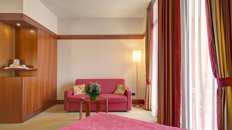 Hotel RE Room