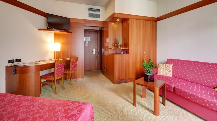 Hotel RE Room