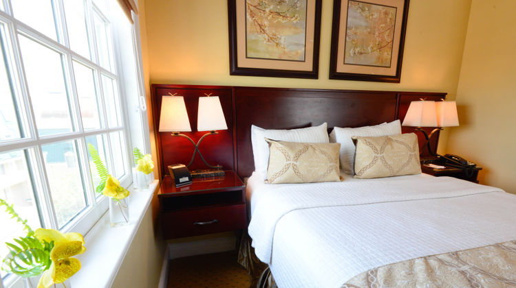 Nassau Inn Room