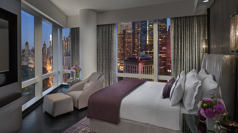 <b>Mandarin Oriental, New York Suite</b>. Images powered by <a href="https://www.leonardoworldwide.com/" title="Leonardo Worldwide" target="_blank">Leonardo</a>.