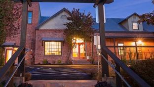 Hanford House B & B Inn