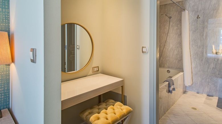 <b>Airotel Stratos Vassilikos Hotel Room</b>. Images powered by <a href="https://www.leonardoworldwide.com/" title="Leonardo Worldwide" target="_blank">Leonardo</a>.