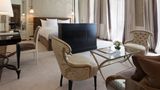 <b>La Reserve Paris Hotel and Spa Suite</b>. Images powered by <a href="https://www.leonardoworldwide.com/" title="Leonardo Worldwide" target="_blank">Leonardo</a>.
