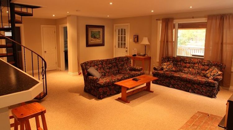 Patterson-Kaye Lodge Room