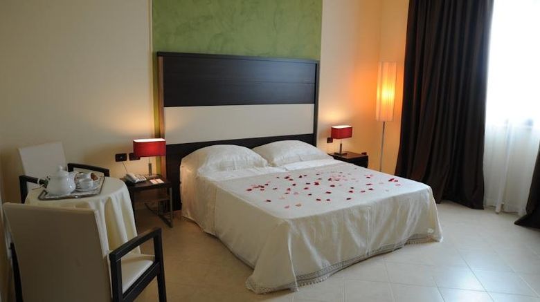 <b>Viola Palace Hotel Room</b>. Images powered by <a href="https://www.leonardoworldwide.com/" title="Leonardo Worldwide" target="_blank">Leonardo</a>.