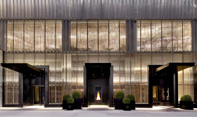 Baccarat Hotel & Residences Exterior