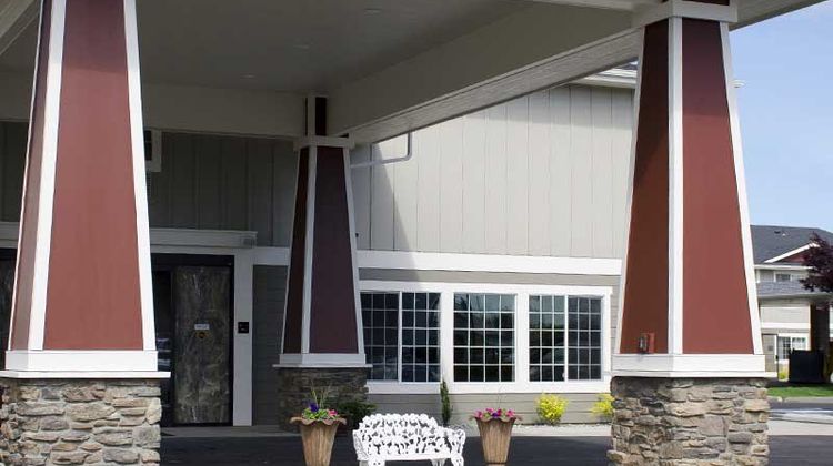 Inn at Moses Lake Exterior