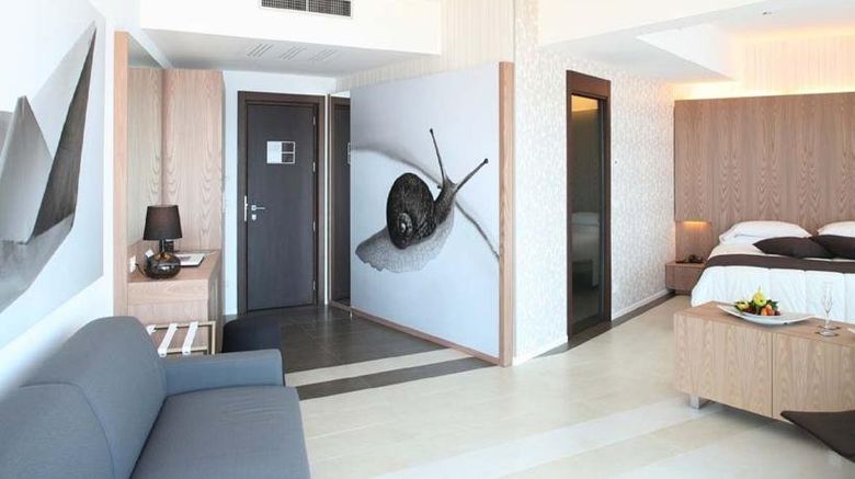 <b>Eolian Hotel Milazzo Room</b>. Images powered by <a href="https://www.leonardoworldwide.com/" title="Leonardo Worldwide" target="_blank">Leonardo</a>.
