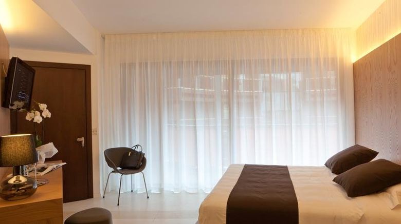 <b>Eolian Hotel Milazzo Room</b>. Images powered by <a href="https://www.leonardoworldwide.com/" title="Leonardo Worldwide" target="_blank">Leonardo</a>.