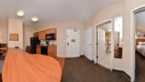 <b>Candlewood Suites Room</b>. Virtual Tours powered by <a href="https://www.leonardoworldwide.com/" title="Leonardo Worldwide" target="_blank">Leonardo</a>.