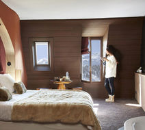 Des Dromonts Hotel Room