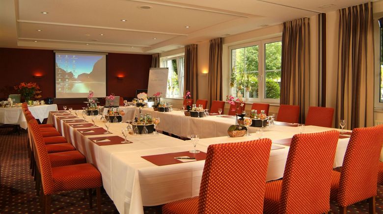 <b>Nordwest Hotel Bad Zwischenahn Meeting</b>. Images powered by <a href="https://www.leonardoworldwide.com/" title="Leonardo Worldwide" target="_blank">Leonardo</a>.