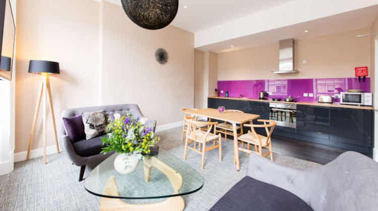 The Spires Serviced Apartments Edinburgh Room