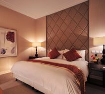 Broadway Mansions Room