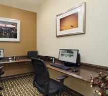 Holiday Inn Orange County Airport Lobby